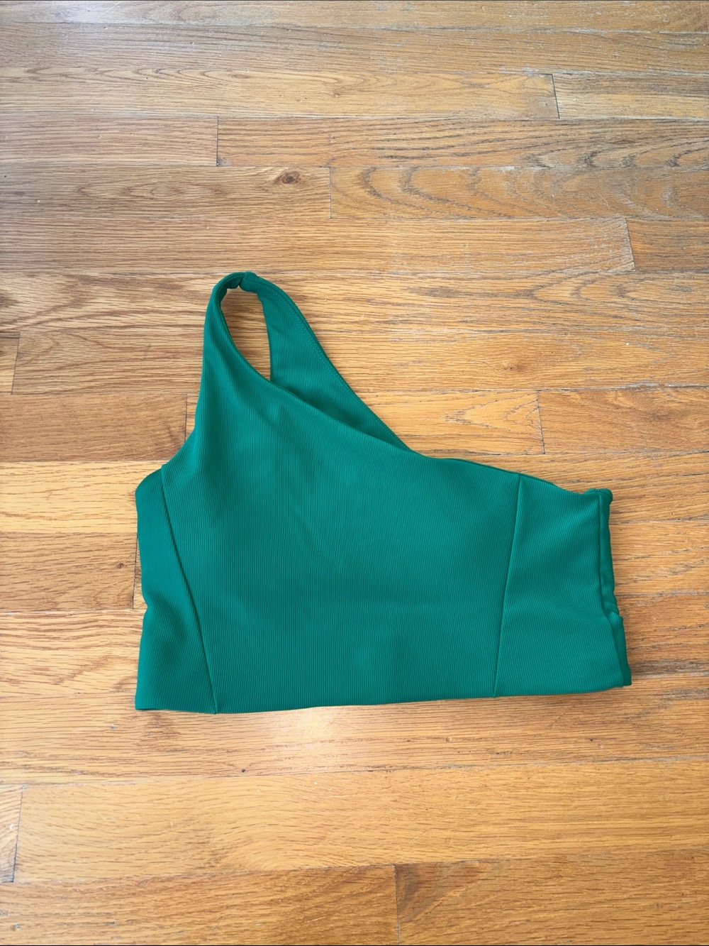 Wilo The Label One-Shoulder Green Crop Top